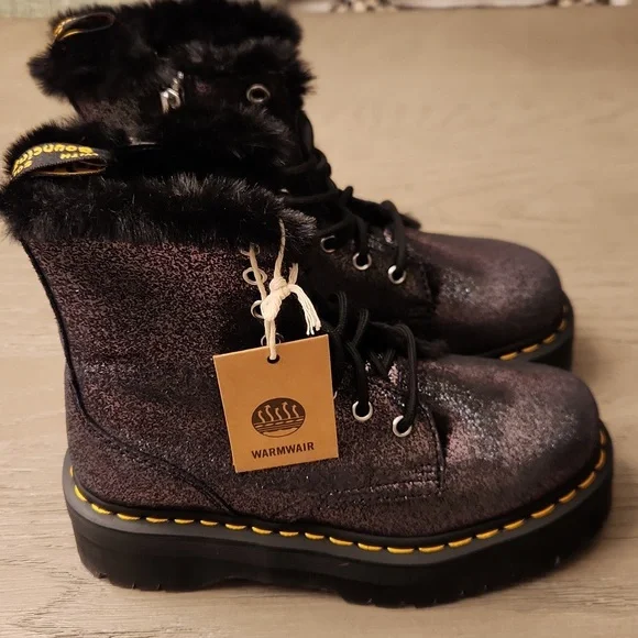 🔥 NWT Dr. Martens Jadon Faux Fur-Lined Distressed Metallic Platform Boots 7 - Picture 4 of 7